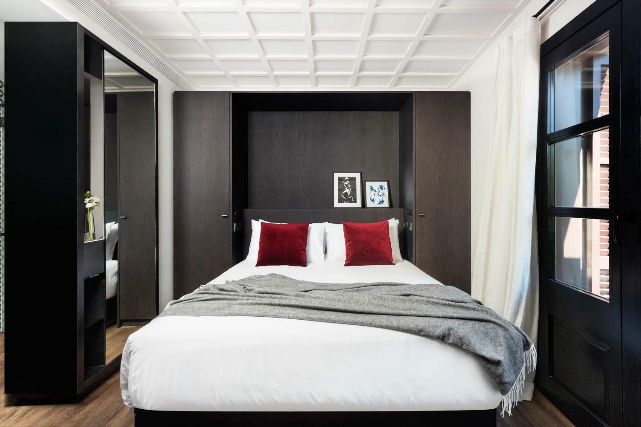 Yurbban Ramblas Boutique Hotel Barcelona Exterior foto