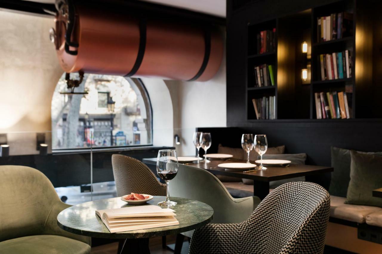 Yurbban Ramblas Boutique Hotel Barcelona Exterior foto