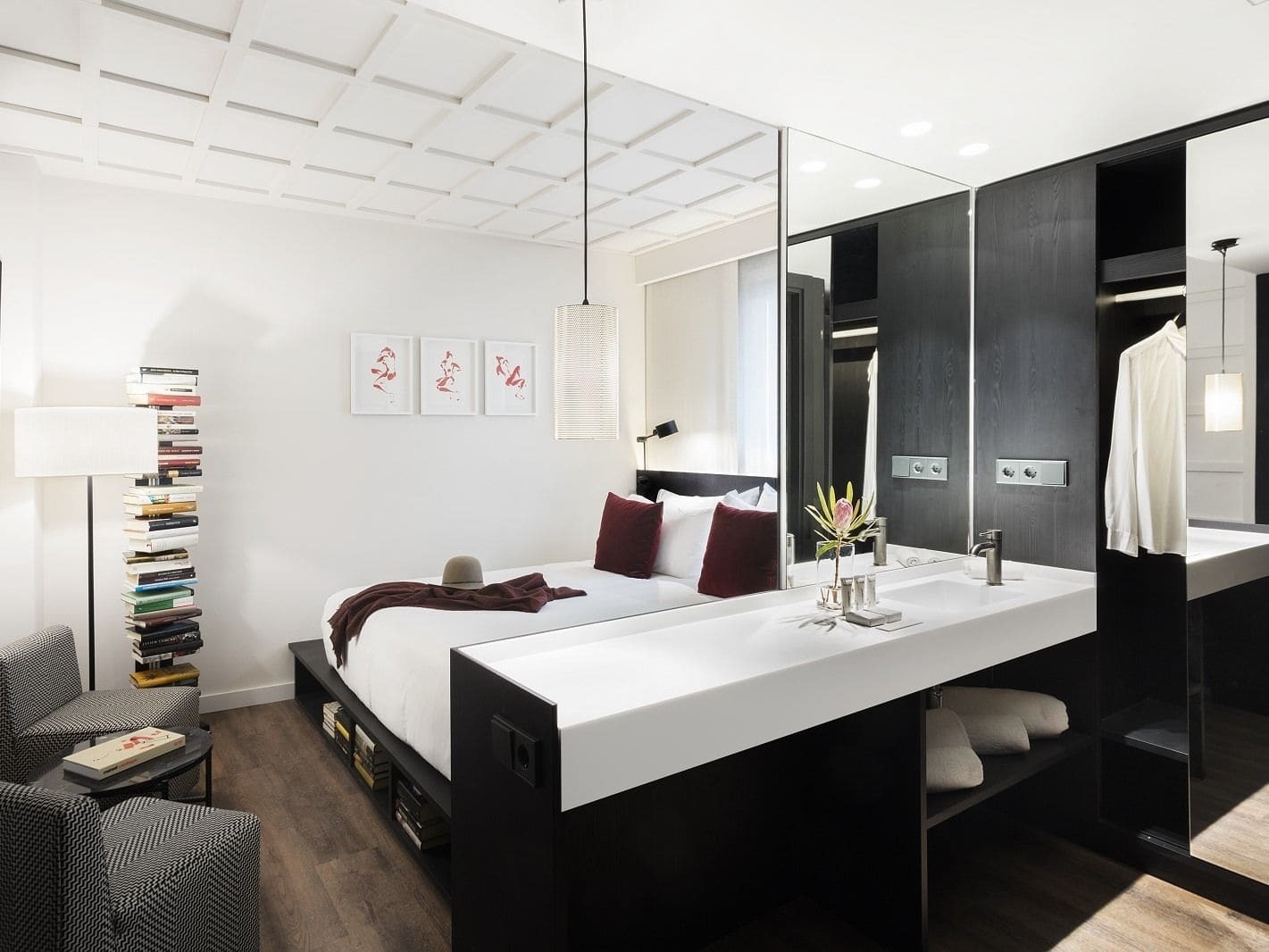Yurbban Ramblas Boutique Hotel Barcelona Exterior foto